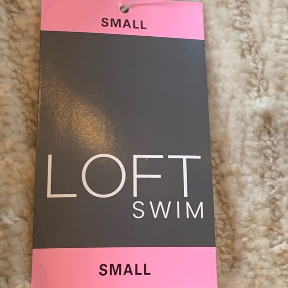 LOFT Black Women's Shirred Side‎ Tie
One-Piece Swimsuit NWT Women's
Size S - Picture 4 of 14